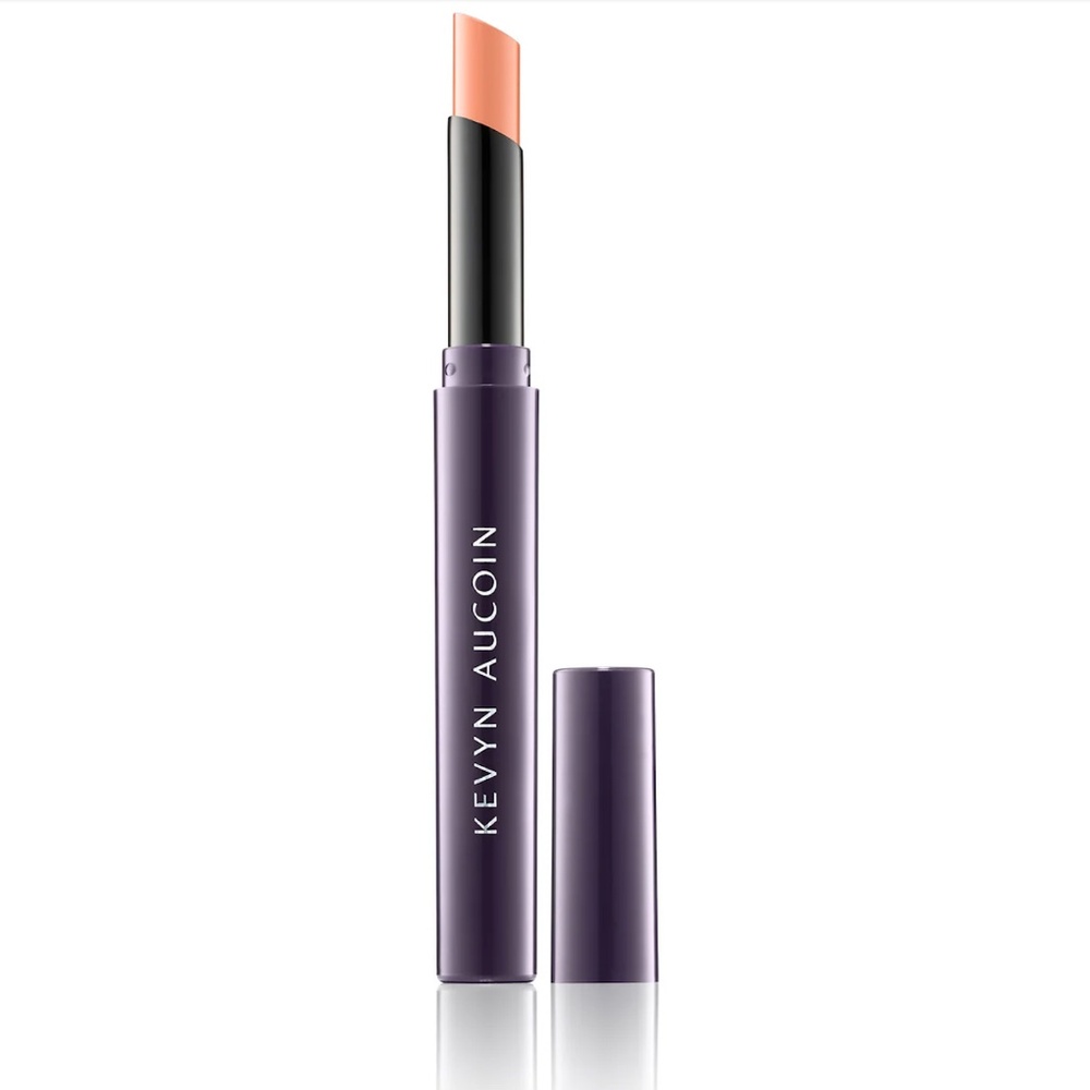 Kevyn Aucoin Unforgettable Lipstick in Immaculate Cream